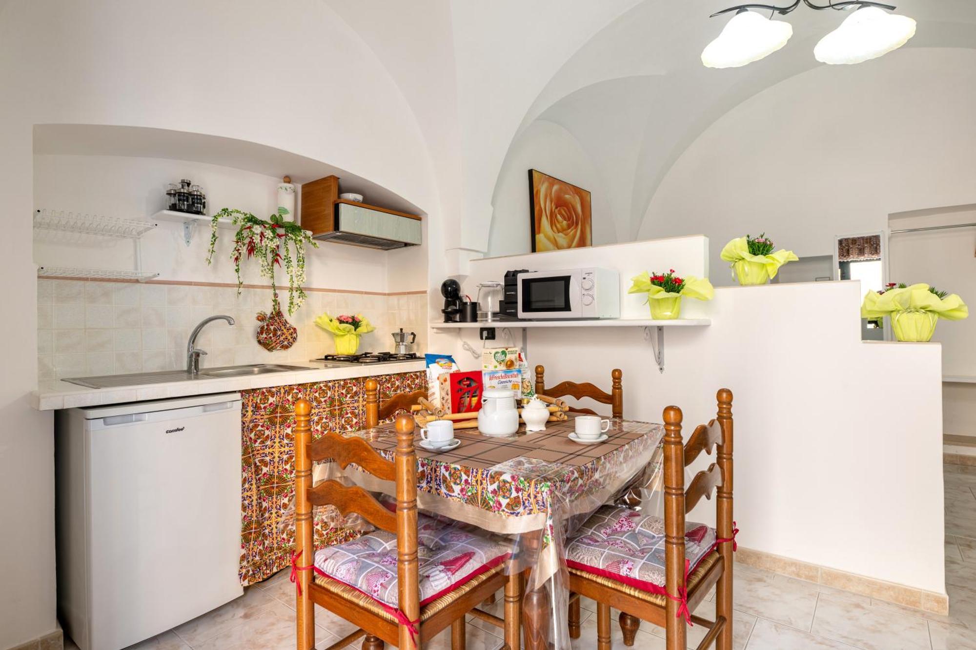 Dimora Dei Messapi Villa เชจลีเมสซาปิกา ภายนอก รูปภาพ